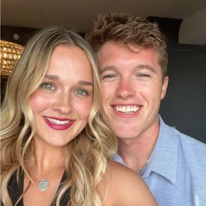 Meet your Posher, Katelyn